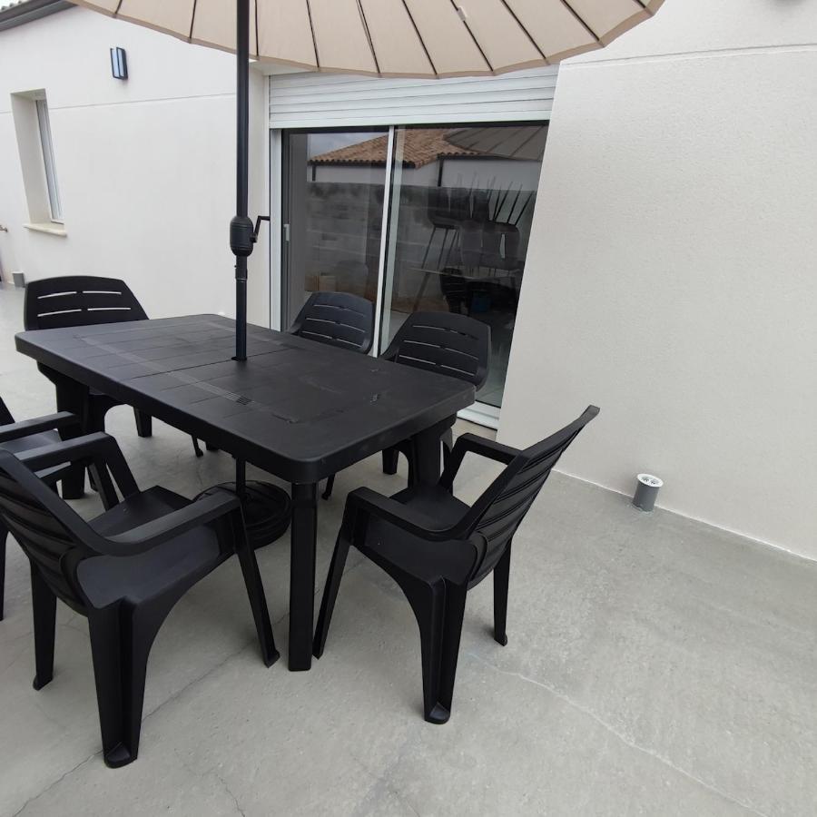 Holiday home Maison Neuve A 13 Min Des Sables
